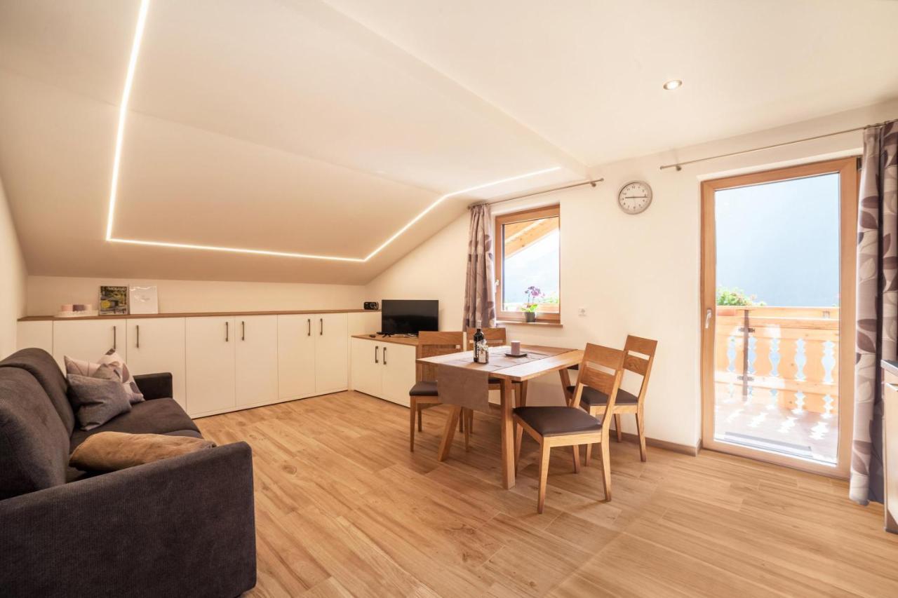 Innergasserhof Ferienwohnung Enzian San Martino In Passiria  Luaran gambar